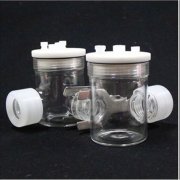 H 型可換膜雙通道光電反應(yīng)器